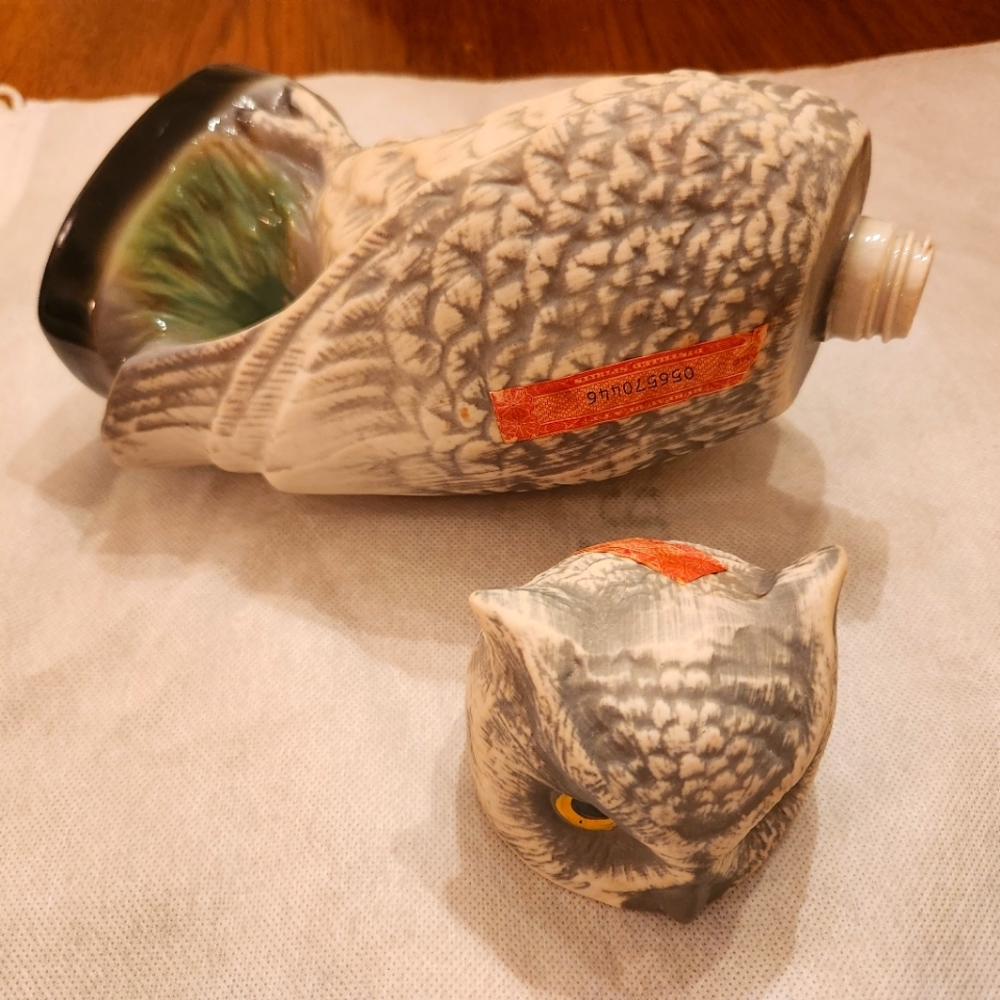 RARE VTG 1970s Jim Bean Decanter- Owl - Picture 4 of 4